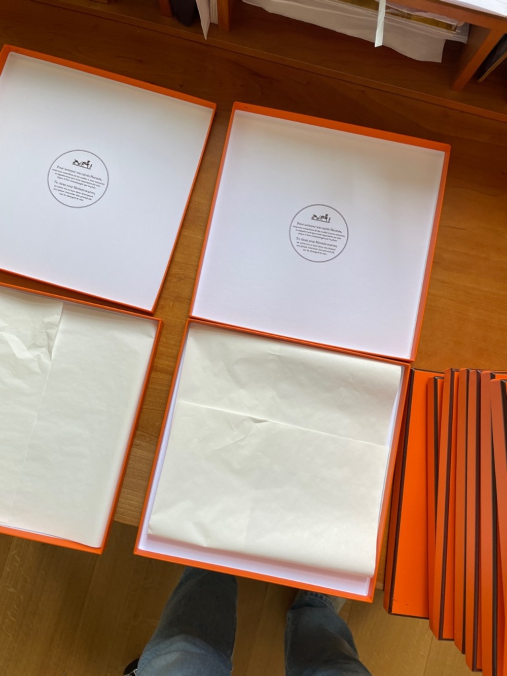 Hermès Orange Square Gift Boxes - Set of 12 Small Lids - Picture 4 of 4
